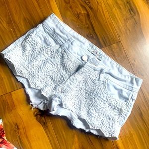 White lace front low rise shorts